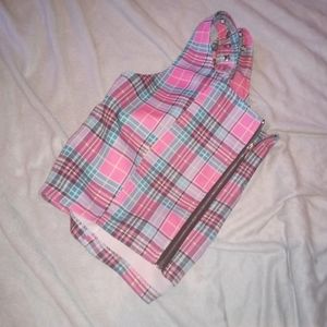 Small front zipper crop top